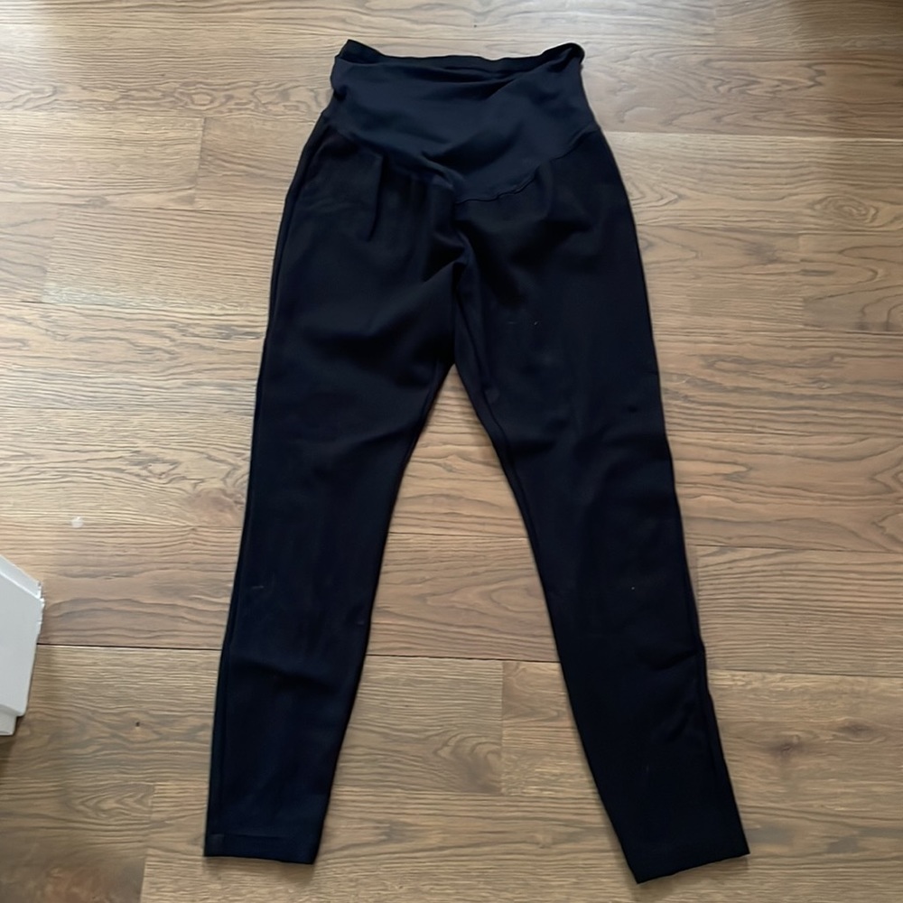 Old navy maternity black stretchy pants